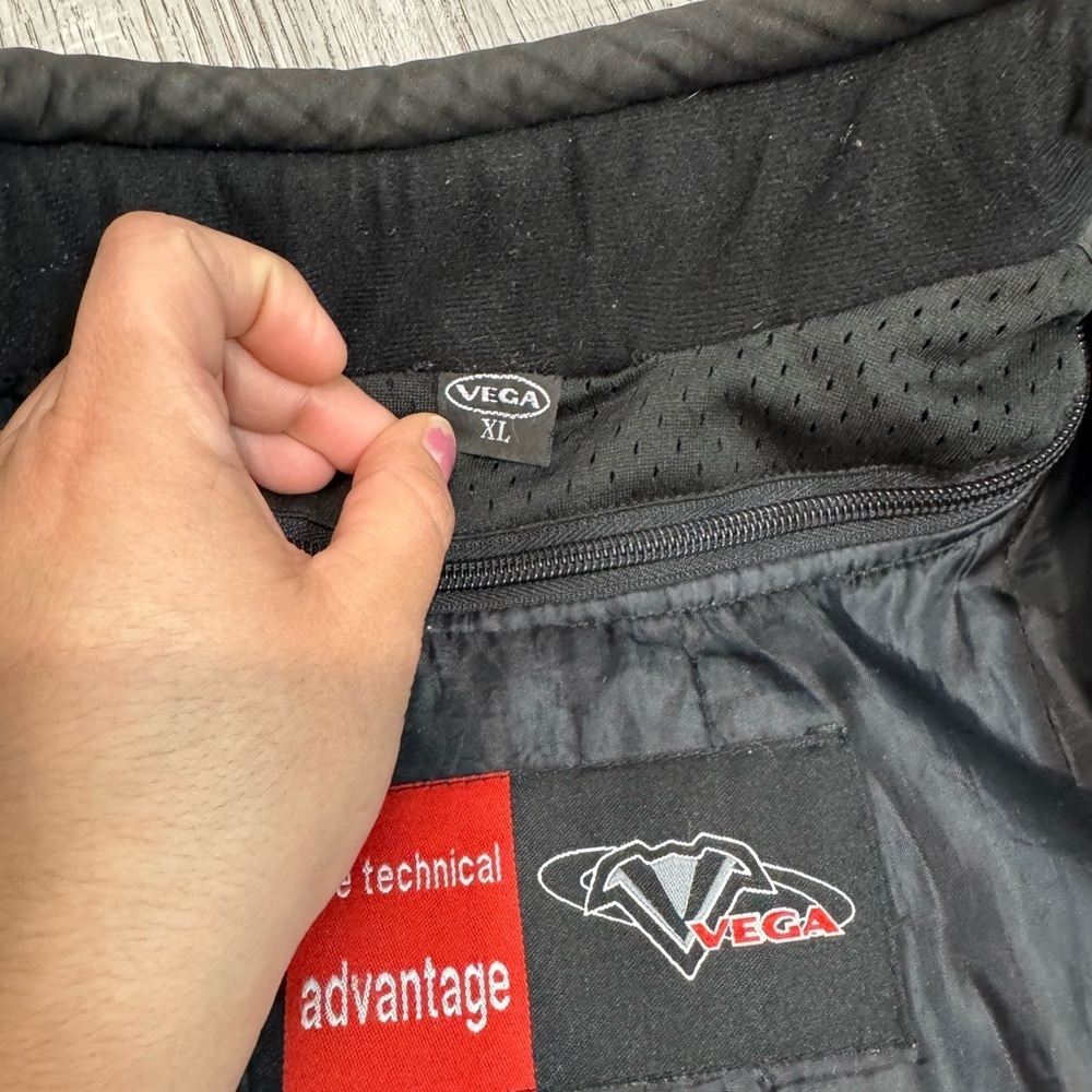 Vega Technical Advantage Moto JacketXL CE Protectors EN1621-2 Black - Picture 11 of 12